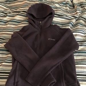 Women’s xl Columbia fleece jacket with hood